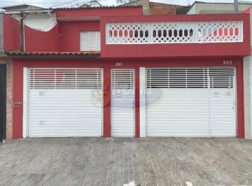 Casa · 219m² · 3 Quartos · 2 Vagas · SOBADO PARQUE TERRA NOVA.