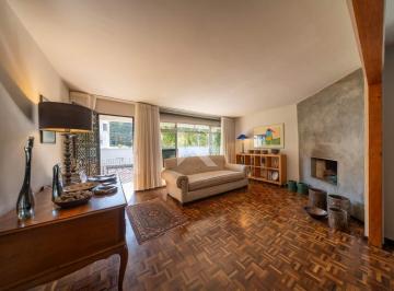 Casa · 230m² · 4 Quartos · 4 Vagas · Casa de Rua com Excelente Potencial Residencial e Comercial, 230 m² para locação - Mossunguê - Curit