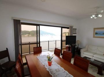 Apartamento · 198m² · 3 Quartos · 1 Vaga · Apartamento à venda no Centro em São Vicente.