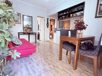 Apartamento · 67m² · 2 Quartos · 1 Vaga · Apartamento à venda no Boqueirão em Santos.