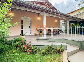 Casa · 297m² · 3 Quartos · 5 Vagas · CASA Individual | 3 Quartos (2 suítes), 5 Vagas no Castelo