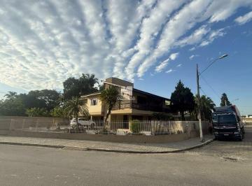 Casa · 400m² · 5 Quartos · 4 Vagas · Casa à venda no bairro Jardim Maluche