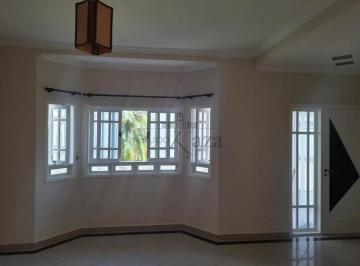 Casa · 330m² · 3 Quartos · 3 Vagas · Oportunidade - Casa Sobrado - Vila Branca - Jacareí - 330m².