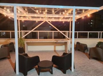 09e459a10285a863a059189c06641df9b17b54ae · Apartamento na primeira quadra da Praia de Icaraí, 2 quartos, 2 banheiros. Portaria 24h.