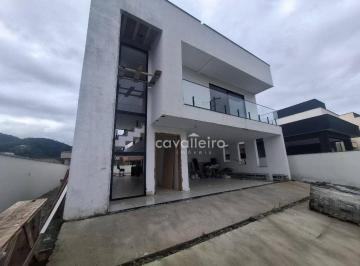 214ee20e013c747af6664c6741cf1dcae9d72dbe · Casa com 3 quartos sendo 2 suítes à venda, 289 m² por R$ 1.890.000 - Ubatiba - Maricá/RJ