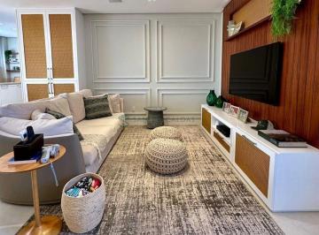 Apartamento · 105m² · 3 Quartos · 3 Vagas · Apartamento próximo à Praça do Villa em Laguna/SC