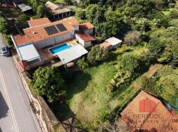 Rural · 381m² · 3 Quartos · 5 Vagas · Excelente chácara à venda em Louveira com amplo terreno, muito verde e grande po