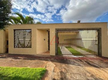 Casa · 200m² · 3 Quartos · 2 Vagas · Casa com 3 Quartos para alugar, 200m² por R$6.000,00, Universitário, Londrina-PR