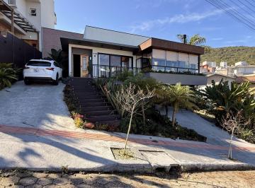 Casa · 193m² · 3 Quartos · 2 Vagas · Casa Alto Padrão em Garopaba no Loteamento Panorâmico