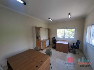 Comercial · 28m² · Sala Comercial para Locação em Vinhedo – Prédio Dom Martinho