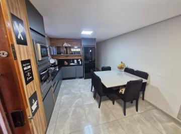 Casa · 250m² · 2 Quartos · 2 Vagas · Casa à venda – Vila Jundiaí | Mogi das Cruzes