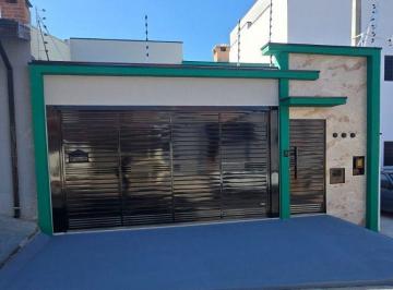 Casa · 117m² · 3 Quartos · 2 Vagas · Casa para venda em Jardim Colonial de 117.00m² com 3 Quartos, 1 Suite e 2 Garagens