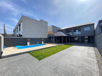 Casa · 312m² · 4 Quartos · 3 Vagas · Sobrado Mobiliado com Piscina em Matinhos