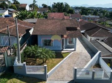 Casa · 360m² · 2 Quartos · 3 Vagas · Casa Averbada 2 quartos Boehmerwald Joinville