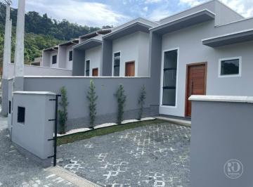 Casa · 63m² · 3 Quartos · 2 Vagas · Casa plana a venda no bairro Velha Central em Blumenau -SC