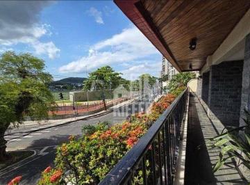 Apartamento a venda 3 quartos São Domingos · Apartamento à venda em frente a nova Arena Niterói