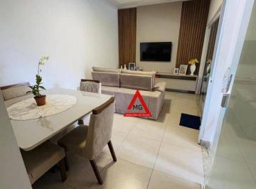 8f5e8d45bea096a6be7149e532cb09396407a82b · Casa á venda com 2 quartos, sendo uma suíte com planejado, no bairro Santa Terezinha em Itajubá-MG