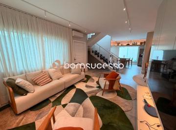 Casa · 228m² · 3 Quartos · 2 Vagas · Vila dos Ipês - Casa à venda no bairro Maresias - São Sebastião/SP