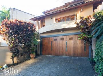 Casa · 316m² · 4 Quartos · 2 Vagas · Casa no Chácara das Pedras com piscina e 316m2