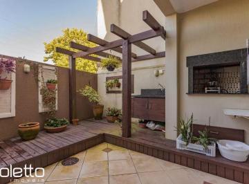 Casa · 250m² · 3 Quartos · 2 Vagas · Casa em condomínio com 3 dormitórios, suíte e 2 vagas