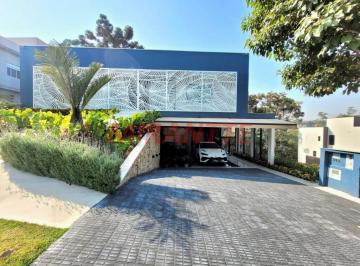 23573f65e0b4850edf8a7af7170d6f96.jpg · Sobrado de 700m² com 4 quartos