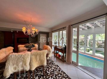 b6df55ce · Casa, 3 dormitórios, 320 m², em Ipê Amarelo