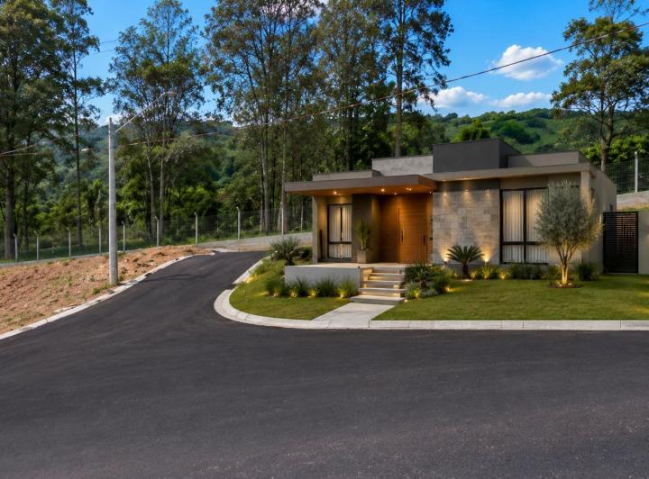 Imóvel novo horizontal , Amparo · Lote Amparo, SP Alto Potencial de Valorização - Residencial Vitoria Régia