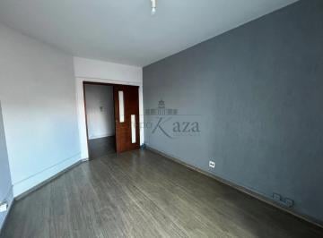 Comercial · 47m² · Oportunidade - Sala Comercial - Edifício Canuanã - Centro - Jacareí - 47m².
