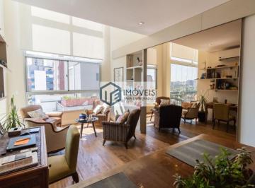 Apartamento de 2 quartos, São Paulo · Lindo apartamento mobiliado de pé direito alto, bem iluminado, vista livre no melhor do Brooklin
