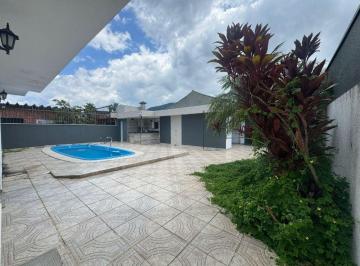 Foto 1 · Casa Isolada com 207 m² construídos, á poucos metros da Praia.