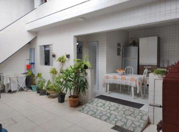 Foto 1 · Casa com Edícula, 3 Quartos, Churrasqueira e 4 Vagas de Garagem