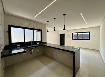 Foto 1 · Casa 3 dormitorios reformada com espaço gourmet no Boqueirão, Praia Grande - SP