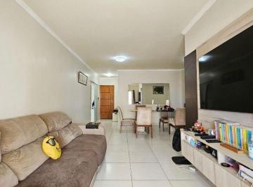 Foto 1 · Oportunidade de Alto Padrão no Canto do Forte: 135m² com Vista Definitiva para o Mar