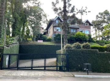 Casa · 700m² · 5 Quartos · 5 Vagas · Casa a venda em Gramado