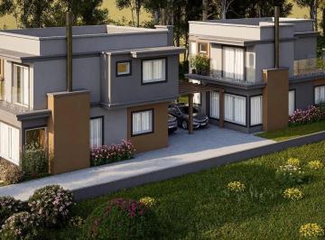Apartamento · 132m² · 3 Quartos · 1 Vaga · CASA COM 3 DORMITÓRIOS EM CANELA