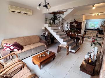 Casa · 400m² · 3 Quartos · 2 Vagas · CASA EM CONDOMINIO EM CANELA RS