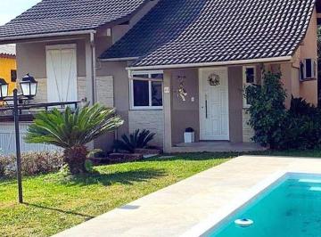 Casa · 161m² · 3 Quartos · 2 Vagas · Casa a venda em Canela.