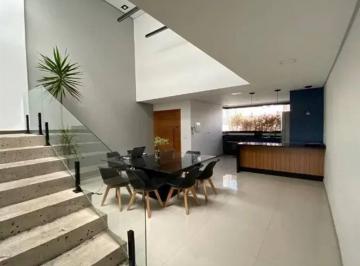 Casa · 200m² · 3 Quartos · 5 Vagas · Imóvel disponível, ótima oportunidade