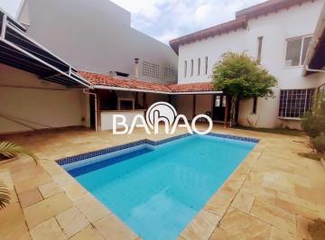 Casa · 395m² · 3 Quartos · 4 Vagas · Casa de condomínio de alto padrão com 3 suítes, piscina, churrasqueira e 4 vagas de garagem na Vila