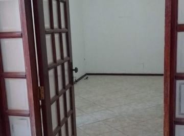 Casa en Aluguel de 1 quarto Jardim Terras do Sul · Aluga casa c água e iptu incluso