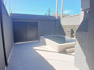 Casa de 2 quartos, Itanhaém · Casa com 2 dormitórios e piscina no bairro Nova Itanhaém