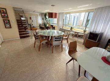 Apartamento · 189m² · 4 Quartos · 2 Vagas · Vendo apartamento reformado com 4 quartos nos Aflitos