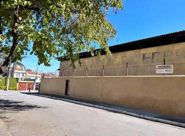 Comercial · 3400m² · 8 Vagas · Galpão na Rua Abaitara, 13 • 3400 m²