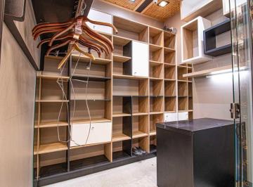 Comercial · 16m² · Loja em galeria na Rua João Teodoro, 122 - Corredor D loja 100 • 16 m²