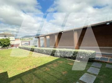 Casa · 215m² · 1 Quarto · 3 Vagas · Casa para venda em Jardim Mariluz de 215.00m² com 1 Quarto e 3 Garagens