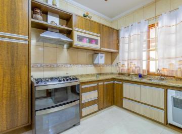 18ebc0bc-57b6-4bd3-9de5-91f23e340978 · Casa no condomínio RESIDENCIAL MARIA ANTONINA para venda com 5 quartos, sendo 5 suítes, 595m²