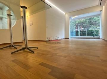 Apartamento · 70m² · 2 Quartos · 2 Vagas · Apartamento Flat em Vila Nova Conceição ! Edifício Saint Charles! 2 dormitóri...