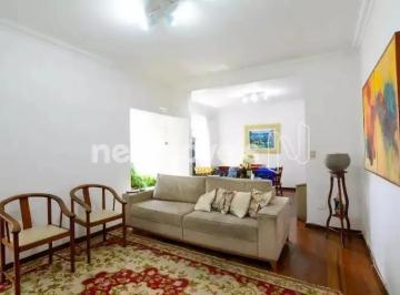 Apartamento · 147m² · 4 Quartos · 2 Vagas · Amplo apartamento com 4 quartos e varanda independente