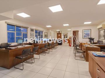 Comercial · 250m² · 1 Vaga · Andar Corrido Savassi BH – 100% Mobiliado, Ar Central e Vaga Livre