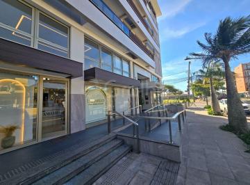 20 · Loja de 41m² em Jurerê
